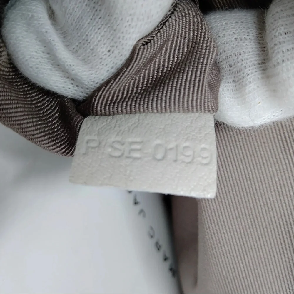 SOLD Authentic MARC JACOBS  Crossbody Bag Leather - Picture 13 of 16